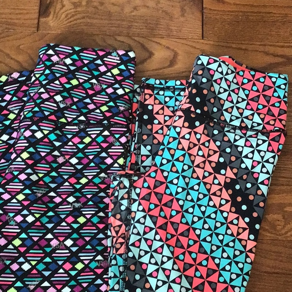Victoria Secrets knockout capris 2 pair